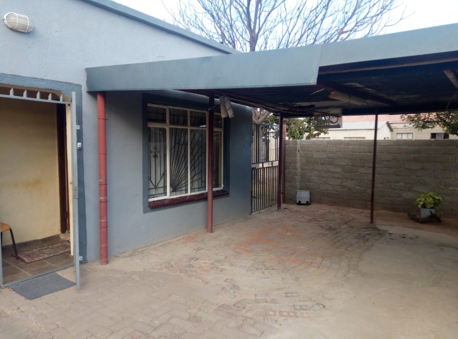 2 Bedroom Property for Sale in Seshego Limpopo