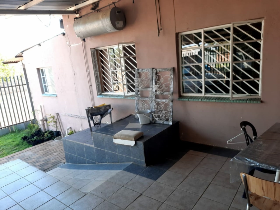 Commercial Property for Sale in Leeukuil AH Limpopo