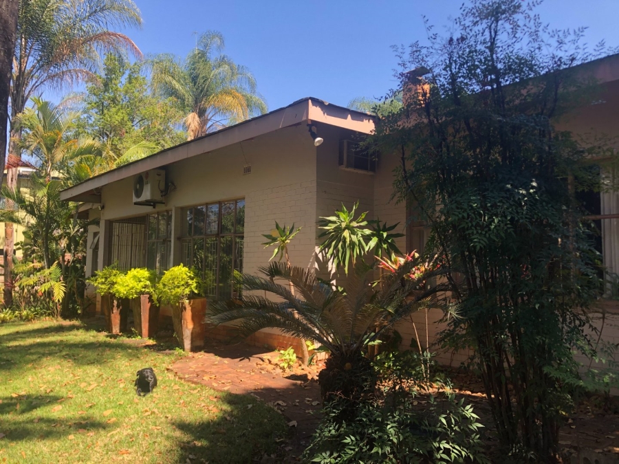 6 Bedroom Property for Sale in Fauna Park Limpopo