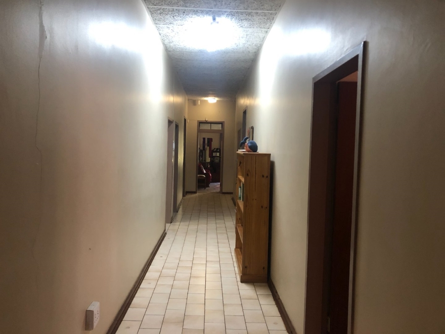 6 Bedroom Property for Sale in Fauna Park Limpopo