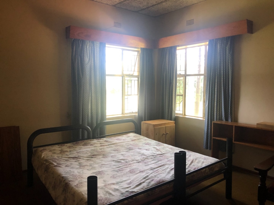 6 Bedroom Property for Sale in Fauna Park Limpopo