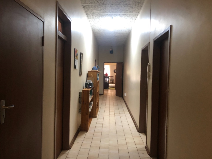 6 Bedroom Property for Sale in Fauna Park Limpopo