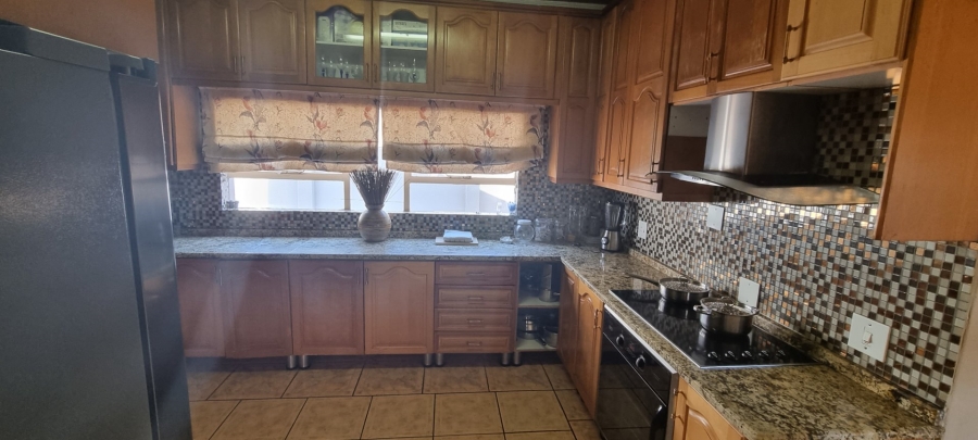 8 Bedroom Property for Sale in Sterpark Limpopo
