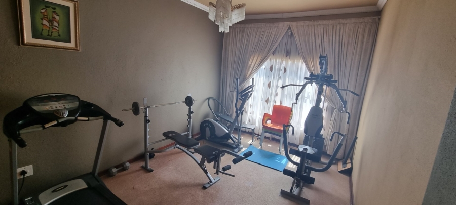 8 Bedroom Property for Sale in Sterpark Limpopo