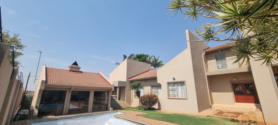 8 Bedroom Property for Sale in Sterpark Limpopo