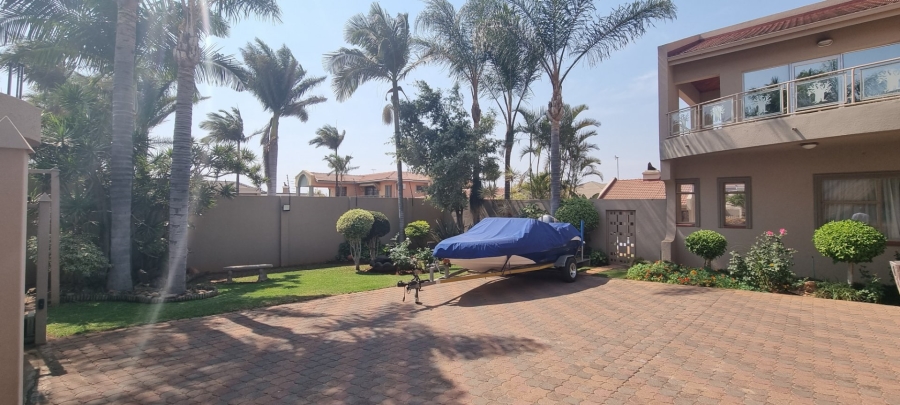 8 Bedroom Property for Sale in Sterpark Limpopo