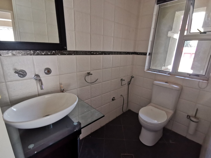 5 Bedroom Property for Sale in Chroompark Limpopo