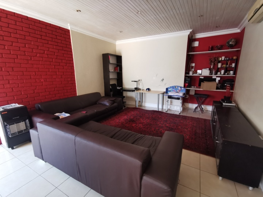 5 Bedroom Property for Sale in Chroompark Limpopo