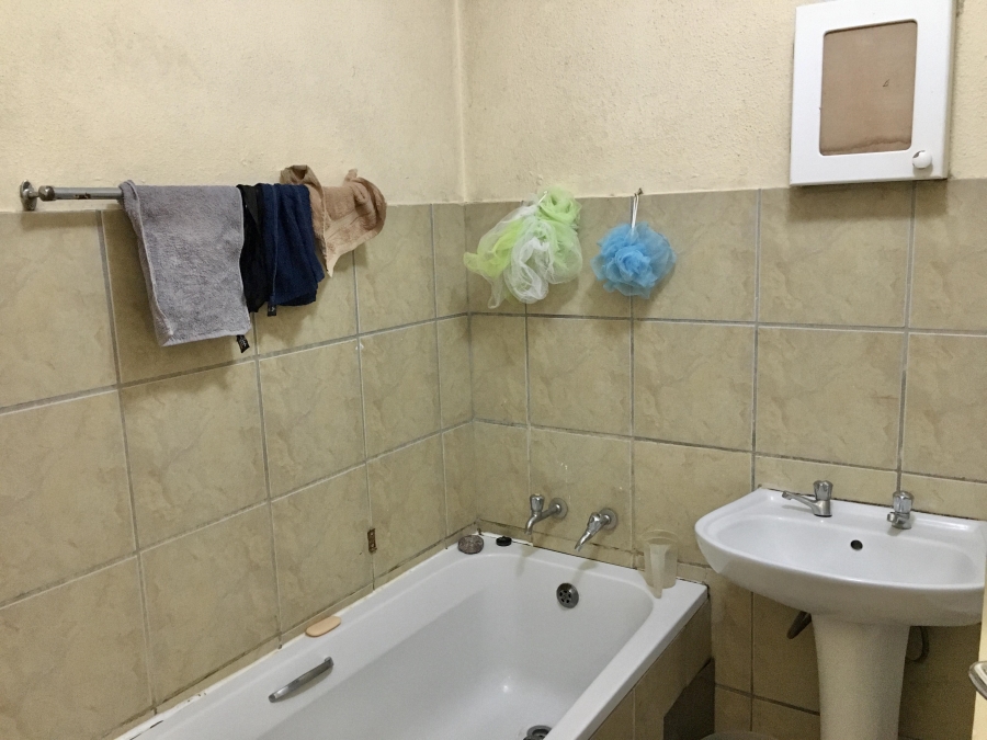 2 Bedroom Property for Sale in Polokwane Central Limpopo