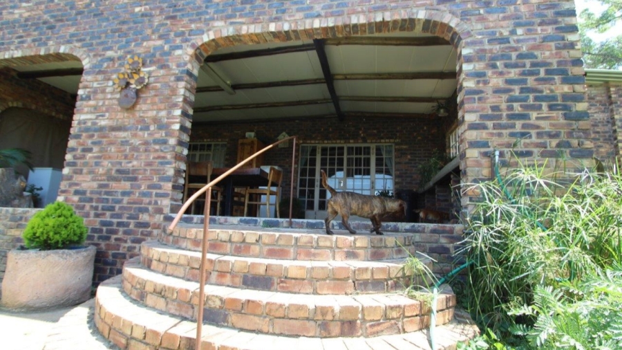 5 Bedroom Property for Sale in Modimolle Limpopo