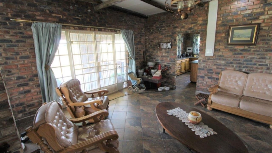 5 Bedroom Property for Sale in Modimolle Limpopo