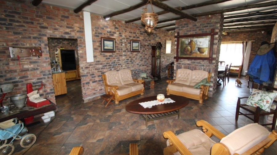 5 Bedroom Property for Sale in Modimolle Limpopo