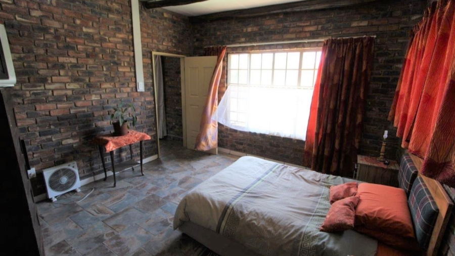 5 Bedroom Property for Sale in Modimolle Limpopo