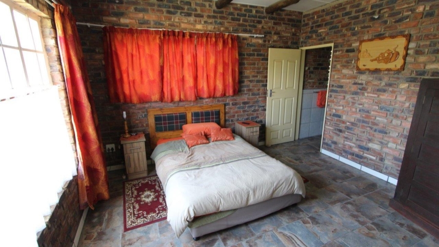 5 Bedroom Property for Sale in Modimolle Limpopo