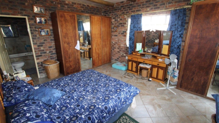 5 Bedroom Property for Sale in Modimolle Limpopo