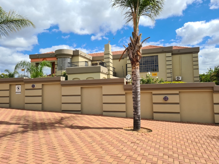 6 Bedroom Property for Sale in Sterpark Limpopo