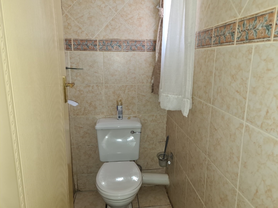 6 Bedroom Property for Sale in Sterpark Limpopo