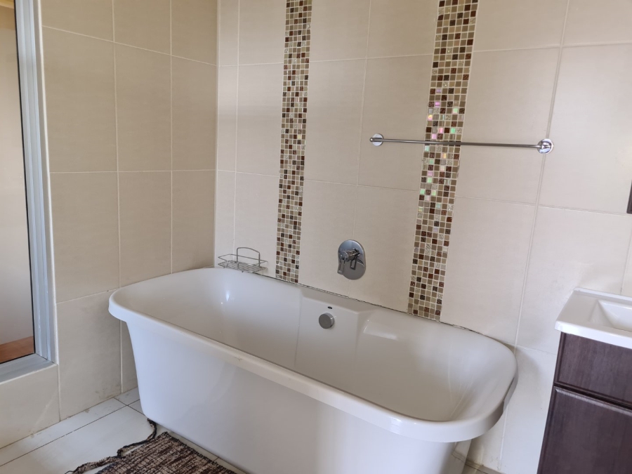 6 Bedroom Property for Sale in Sterpark Limpopo