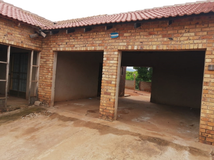 3 Bedroom Property for Sale in Lebowakgomo Zone S Limpopo