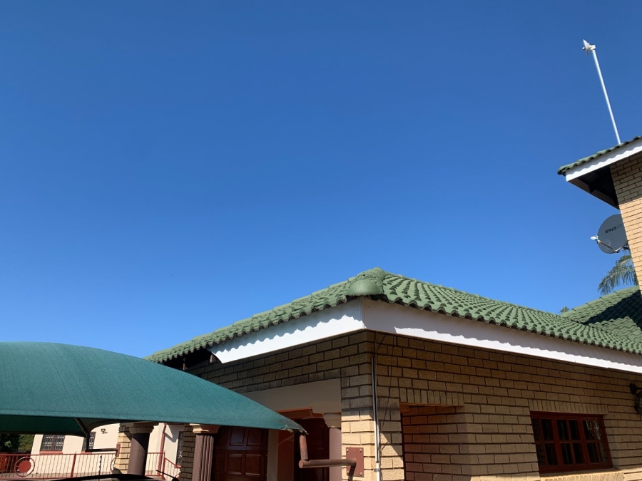 5 Bedroom Property for Sale in Aquapark Limpopo