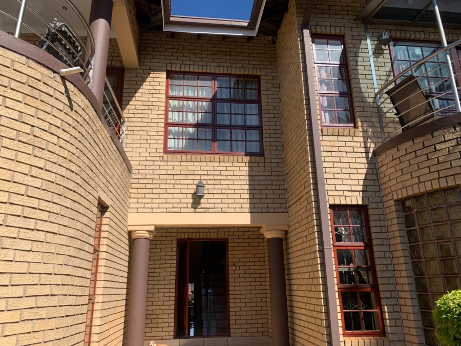 5 Bedroom Property for Sale in Aquapark Limpopo