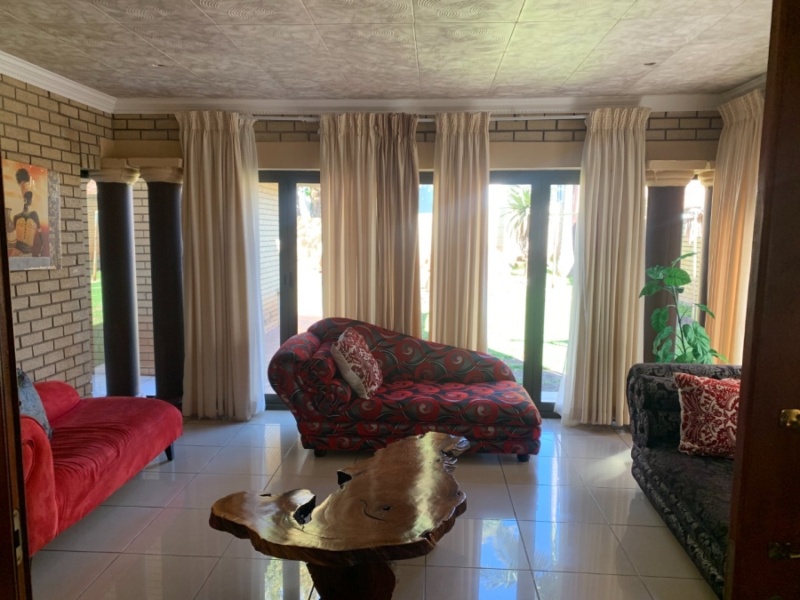 5 Bedroom Property for Sale in Aquapark Limpopo