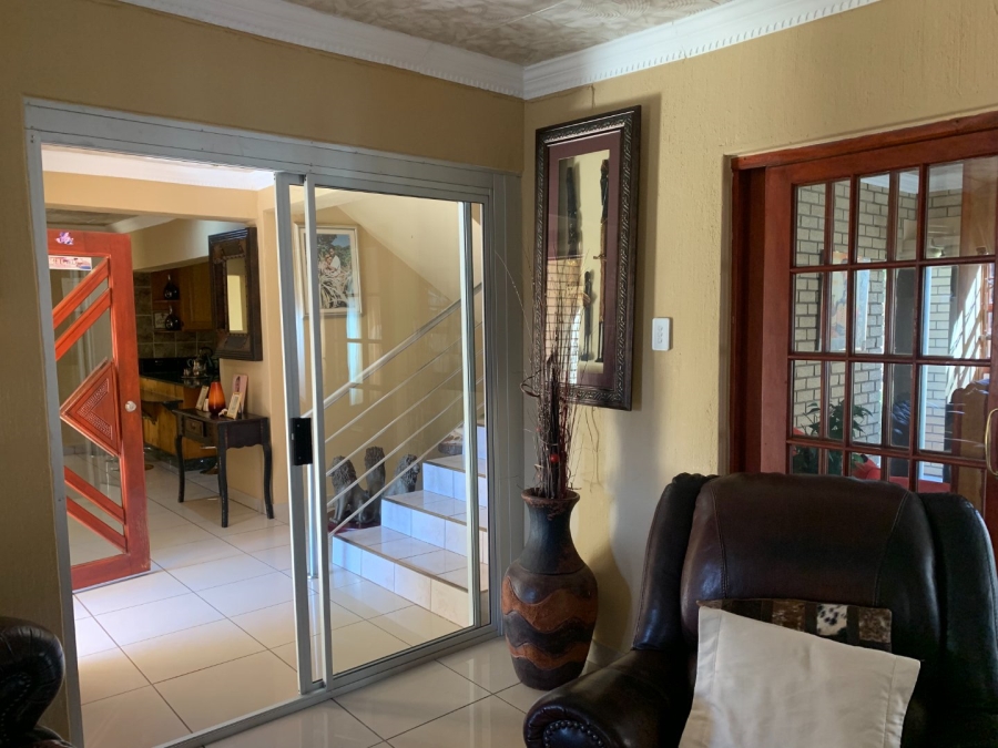 5 Bedroom Property for Sale in Aquapark Limpopo