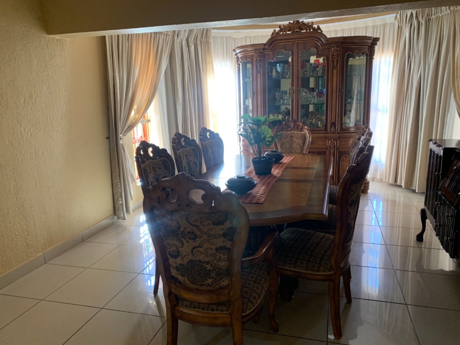 5 Bedroom Property for Sale in Aquapark Limpopo