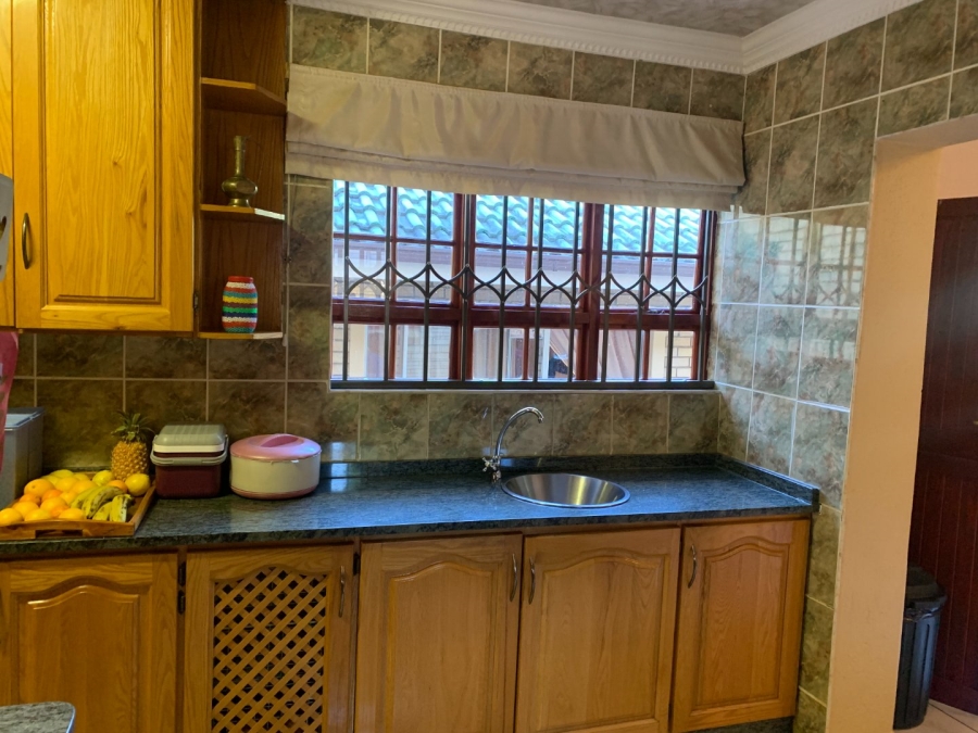 5 Bedroom Property for Sale in Aquapark Limpopo