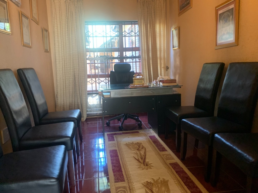 5 Bedroom Property for Sale in Aquapark Limpopo