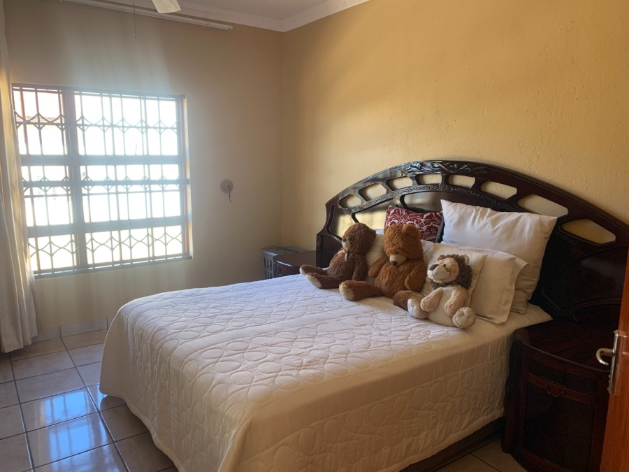 5 Bedroom Property for Sale in Aquapark Limpopo