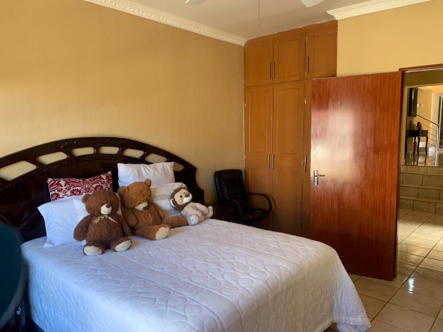 5 Bedroom Property for Sale in Aquapark Limpopo