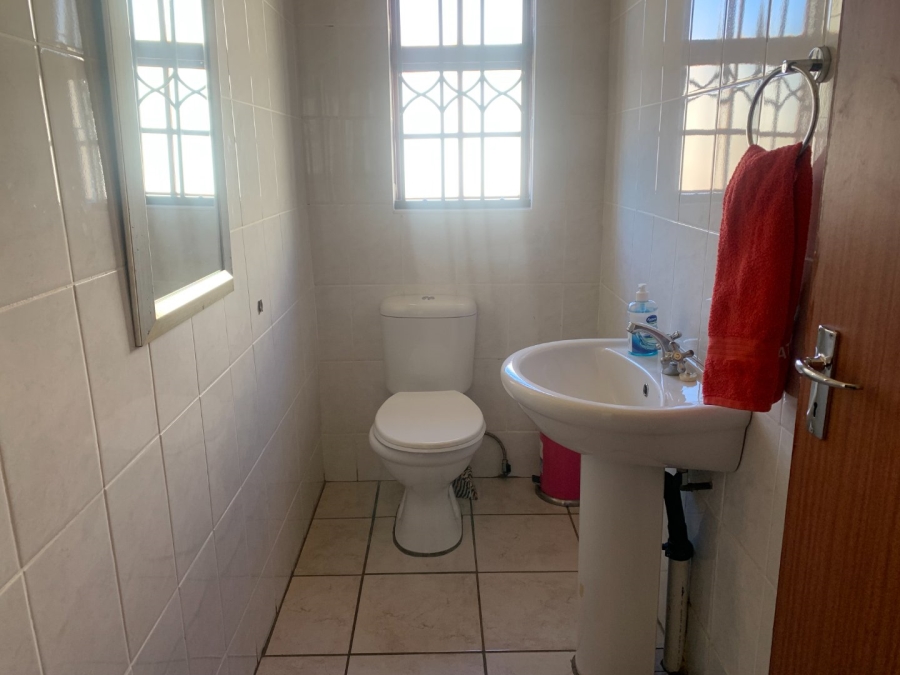 5 Bedroom Property for Sale in Aquapark Limpopo