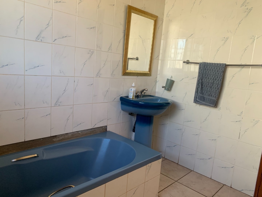 5 Bedroom Property for Sale in Aquapark Limpopo