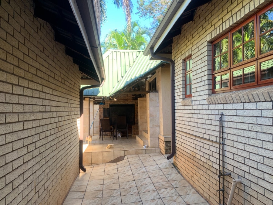 5 Bedroom Property for Sale in Aquapark Limpopo