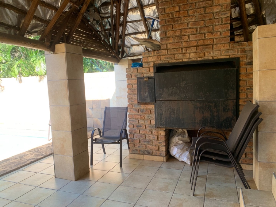 5 Bedroom Property for Sale in Aquapark Limpopo