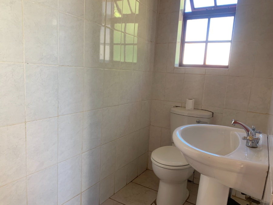 5 Bedroom Property for Sale in Aquapark Limpopo