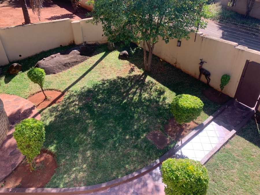 5 Bedroom Property for Sale in Aquapark Limpopo