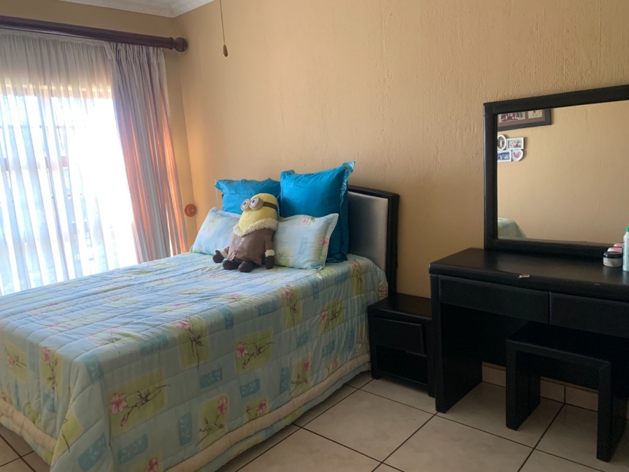 5 Bedroom Property for Sale in Aquapark Limpopo