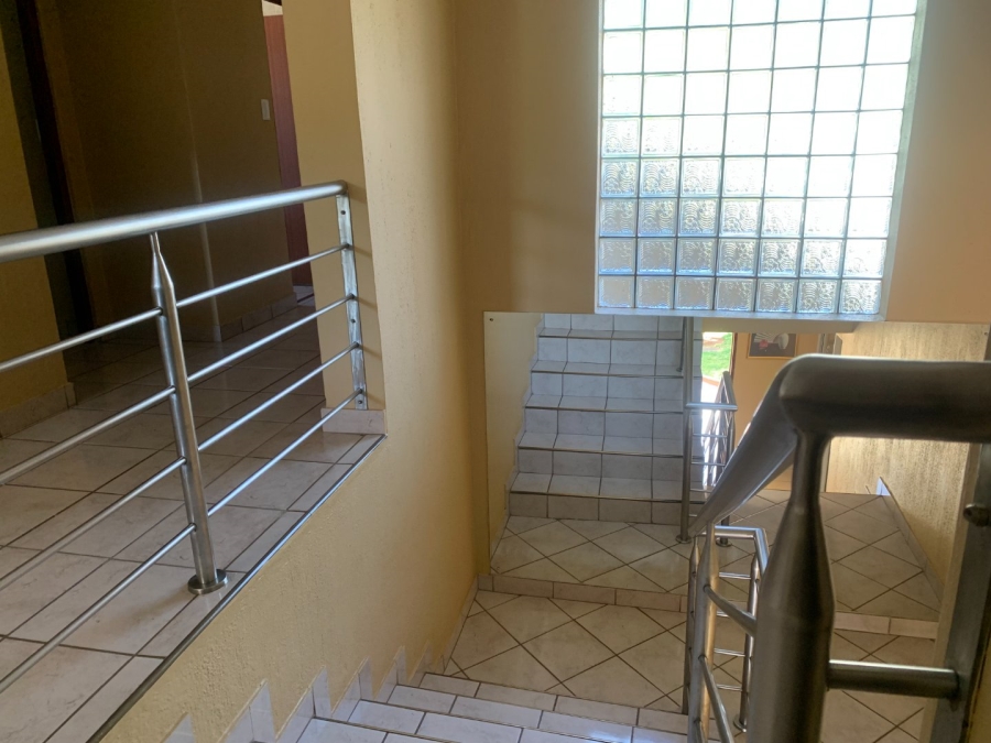 5 Bedroom Property for Sale in Aquapark Limpopo