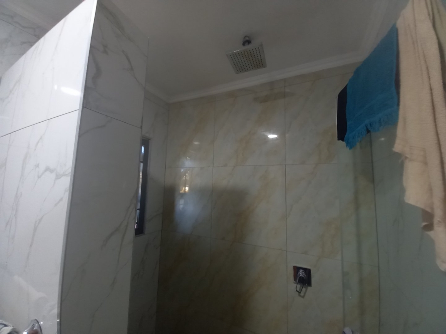 3 Bedroom Property for Sale in Fauna Park Limpopo
