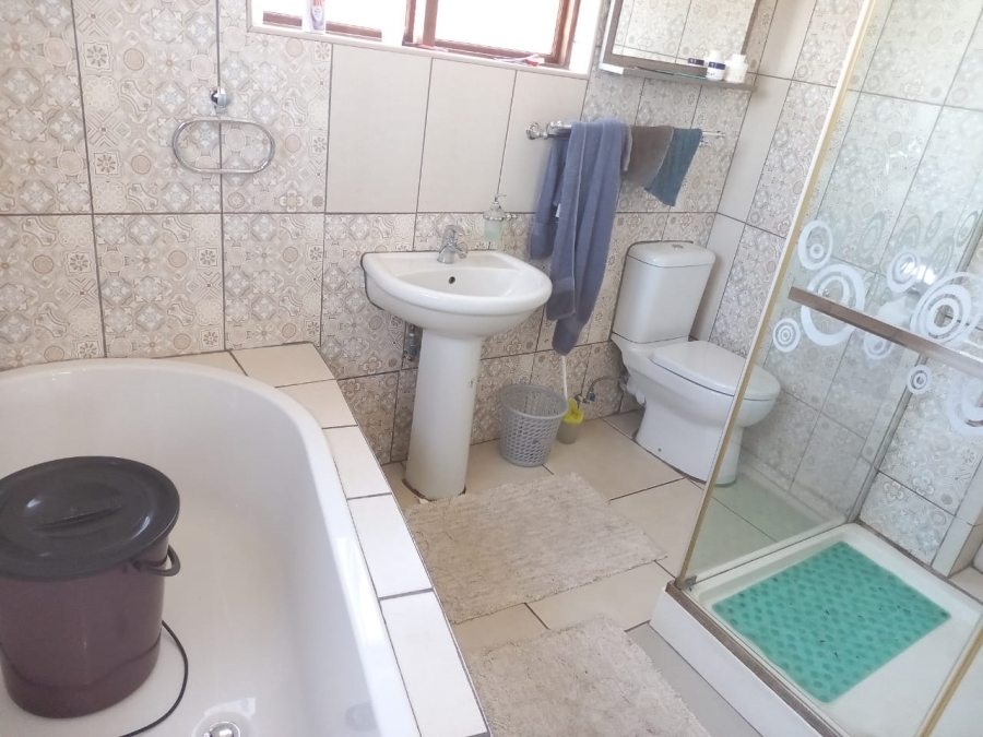 4 Bedroom Property for Sale in Aquapark Limpopo