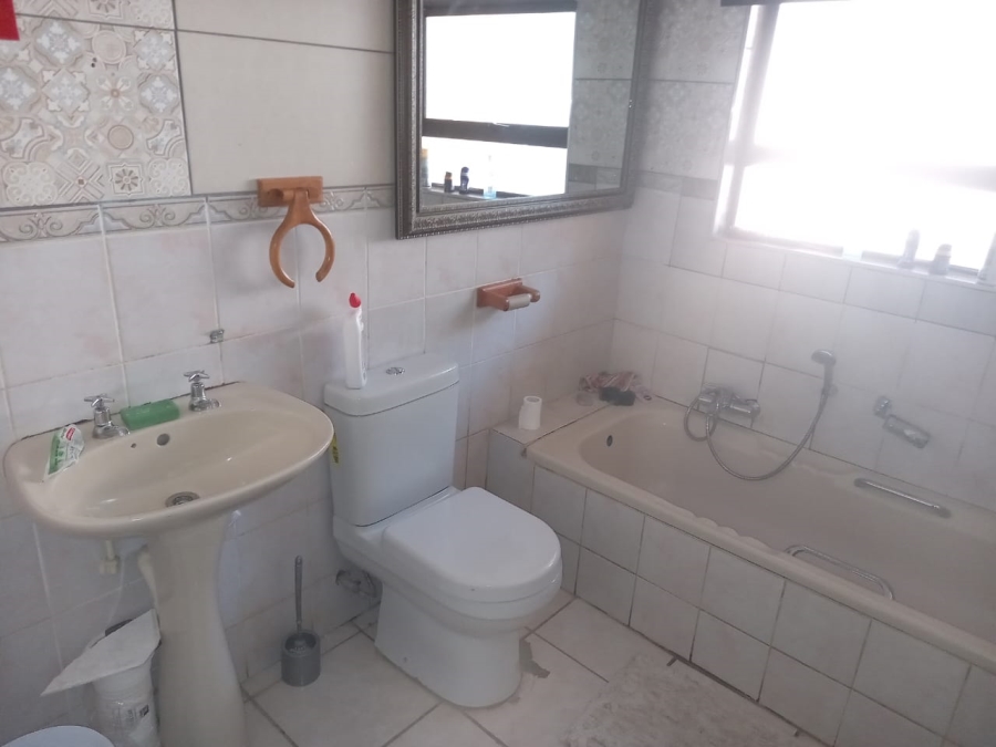 4 Bedroom Property for Sale in Aquapark Limpopo