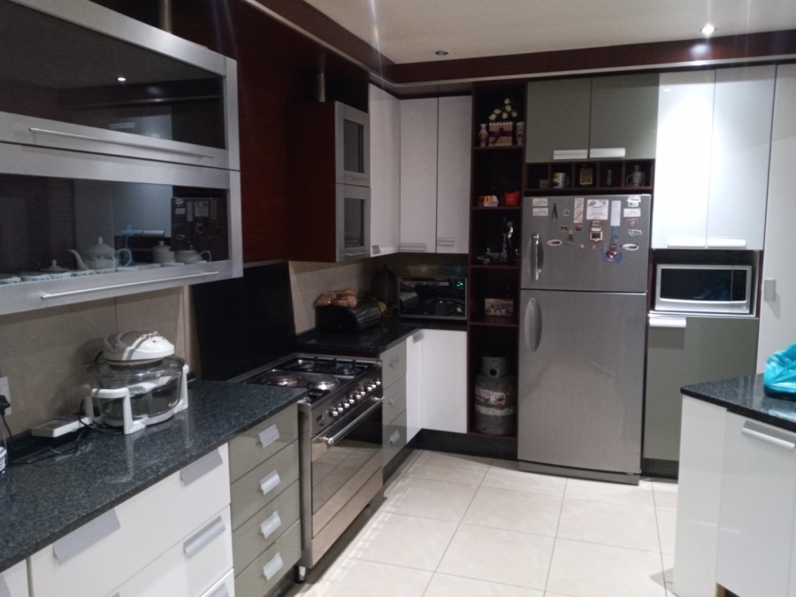 6 Bedroom Property for Sale in Aquapark Limpopo