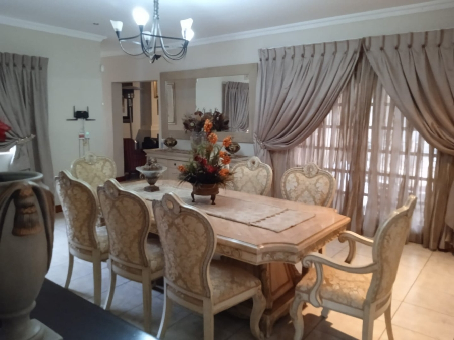 5 Bedroom Property for Sale in Aquapark Limpopo