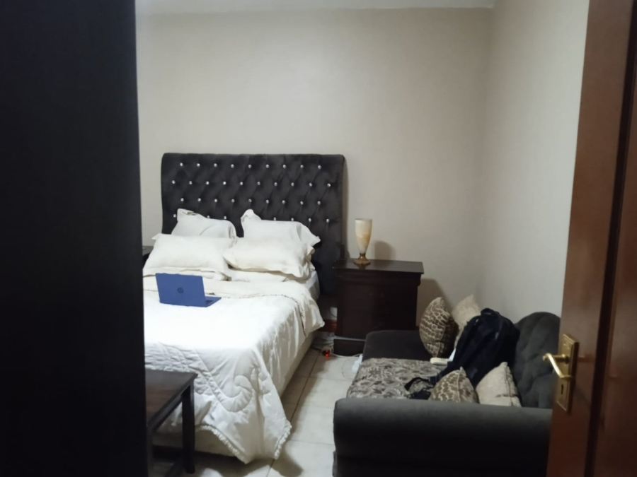 5 Bedroom Property for Sale in Aquapark Limpopo