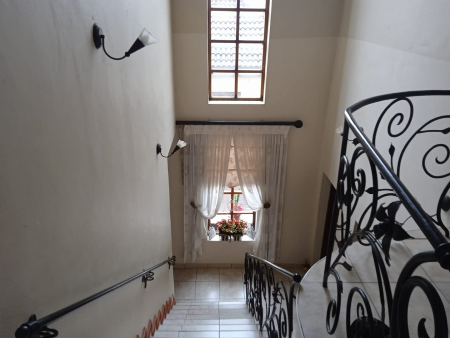 5 Bedroom Property for Sale in Aquapark Limpopo