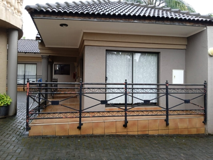 5 Bedroom Property for Sale in Aquapark Limpopo
