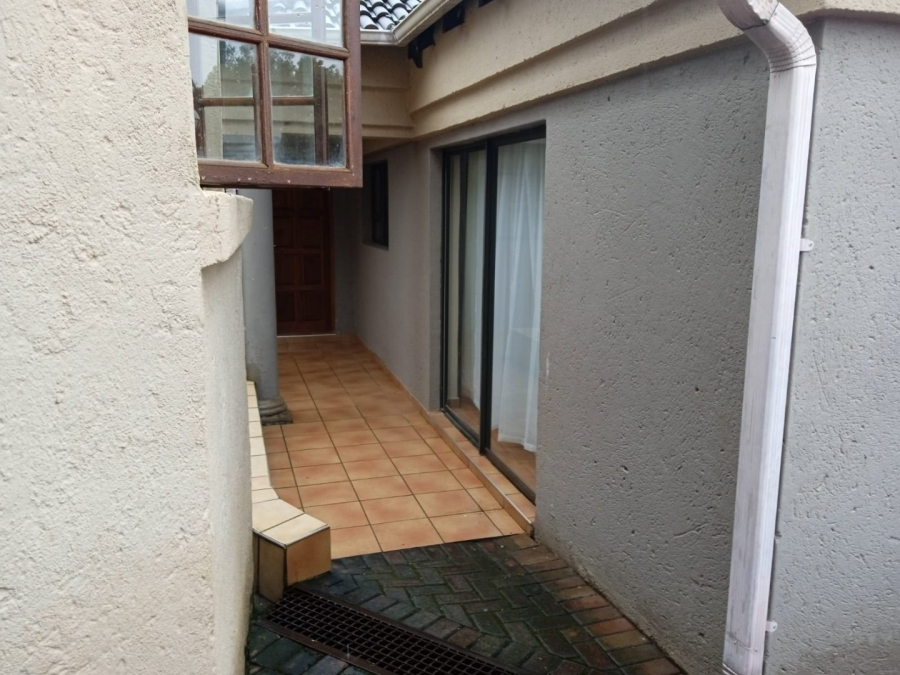 5 Bedroom Property for Sale in Aquapark Limpopo