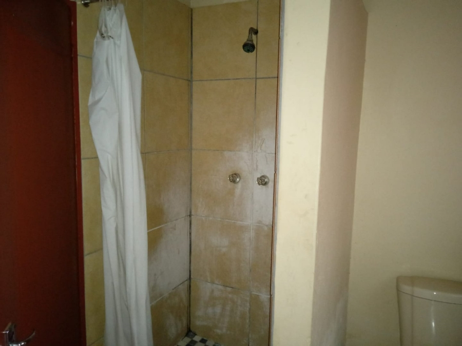 5 Bedroom Property for Sale in Aquapark Limpopo